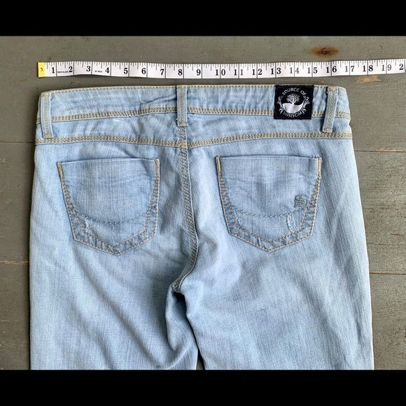 *SALE* EUC Source of Wisdom Distressed Sz 9 Jean - Picture 7 of 11